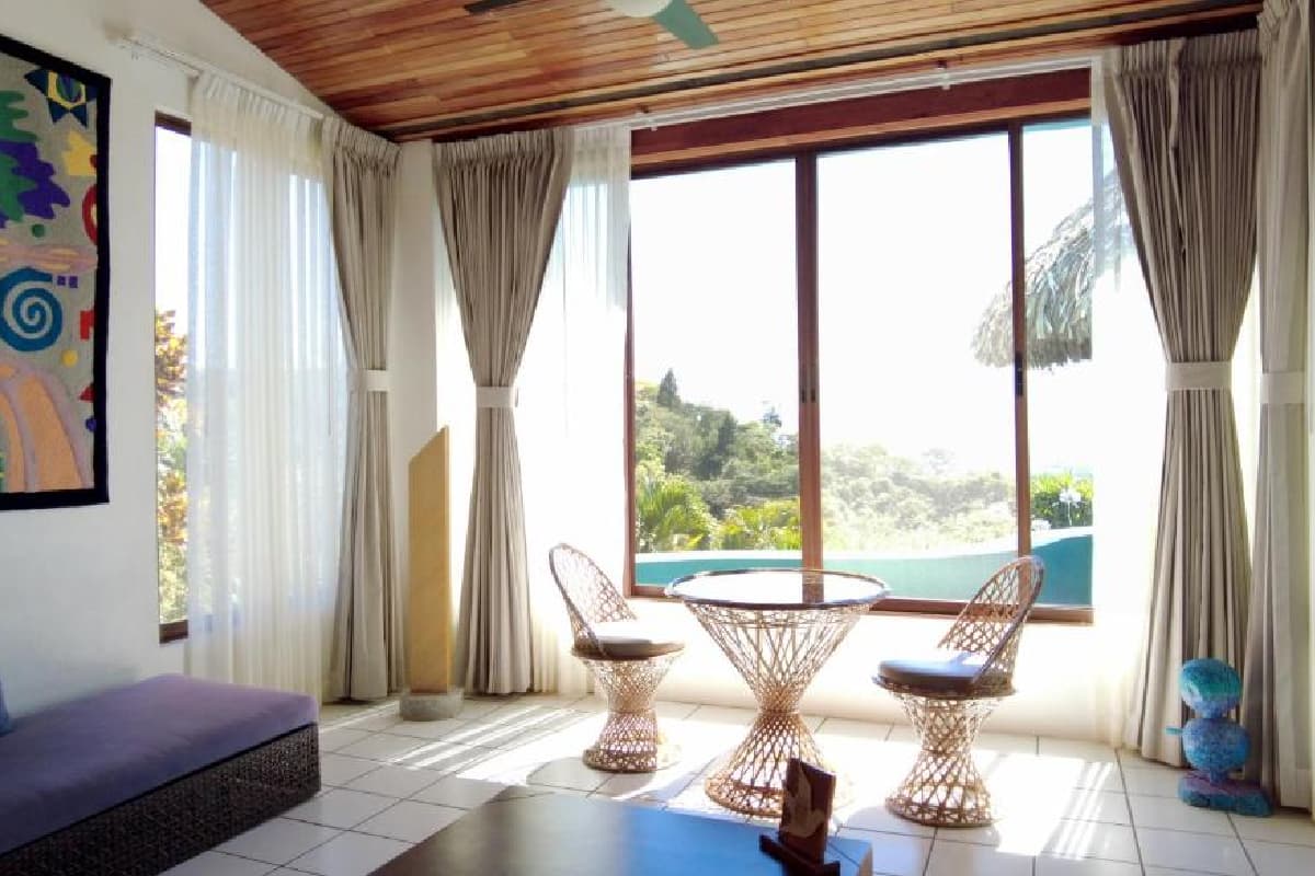 Ultra Villa image 2